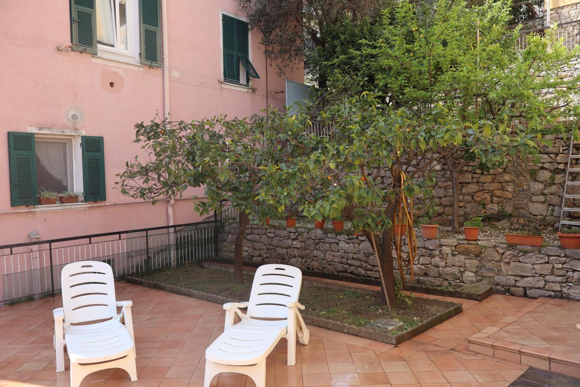 Giulio's Terraces In The Bay Apartment